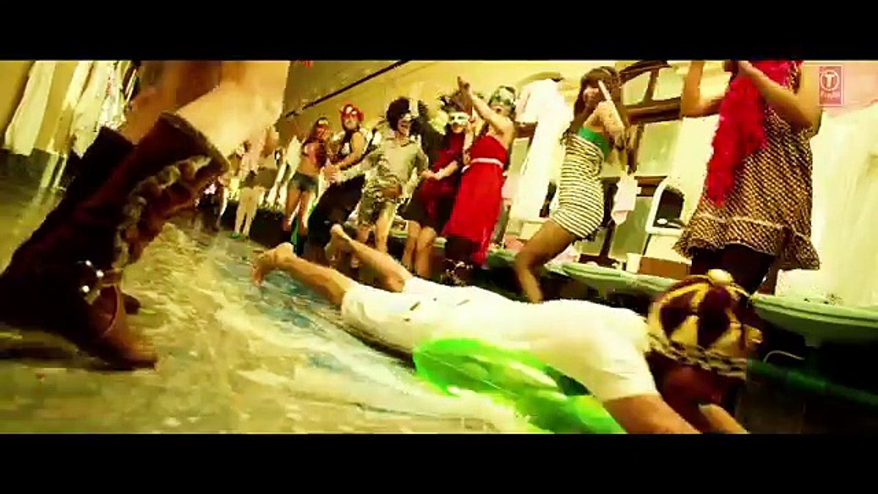 Yaariyan Theatrical Trailer Official  Himansh Kohli Rakul Preet Nicole Faria Dev Sharma
