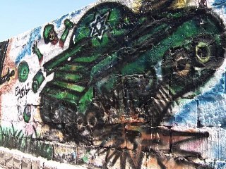 A Gaza, la lutte se joue sur les murs à coups de bombes de peinture