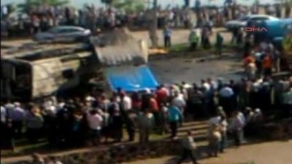 Arşiv Giresun Direğe Çarpan Otobüs Yandı 10 Ölü