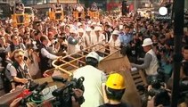 Hong Kong: Arrests and scuffles as protest site cleared