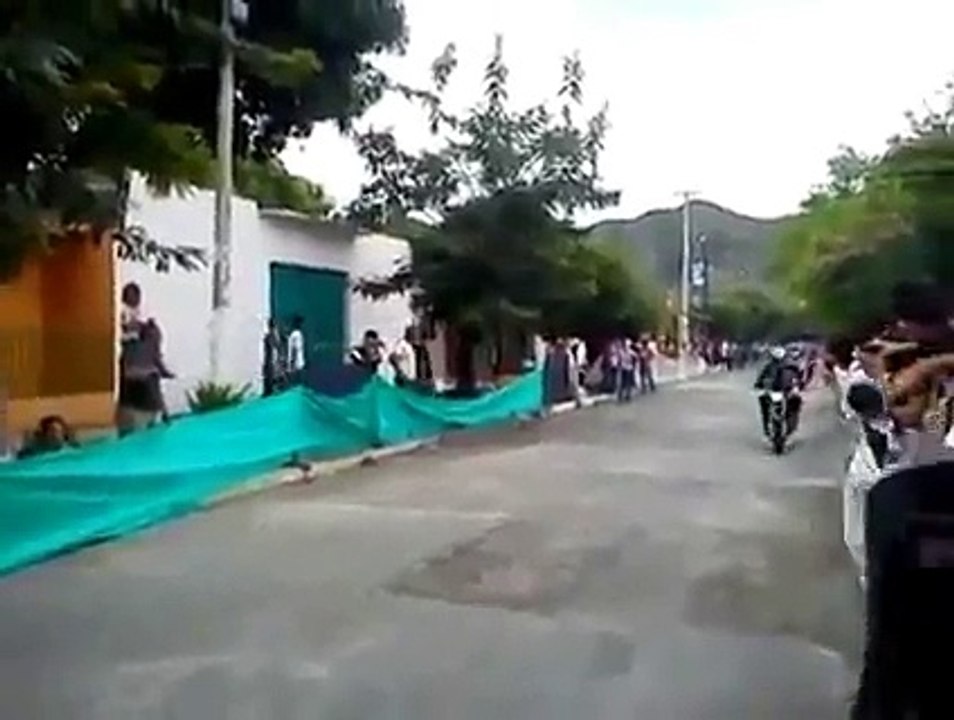 Un motard perd le controle
