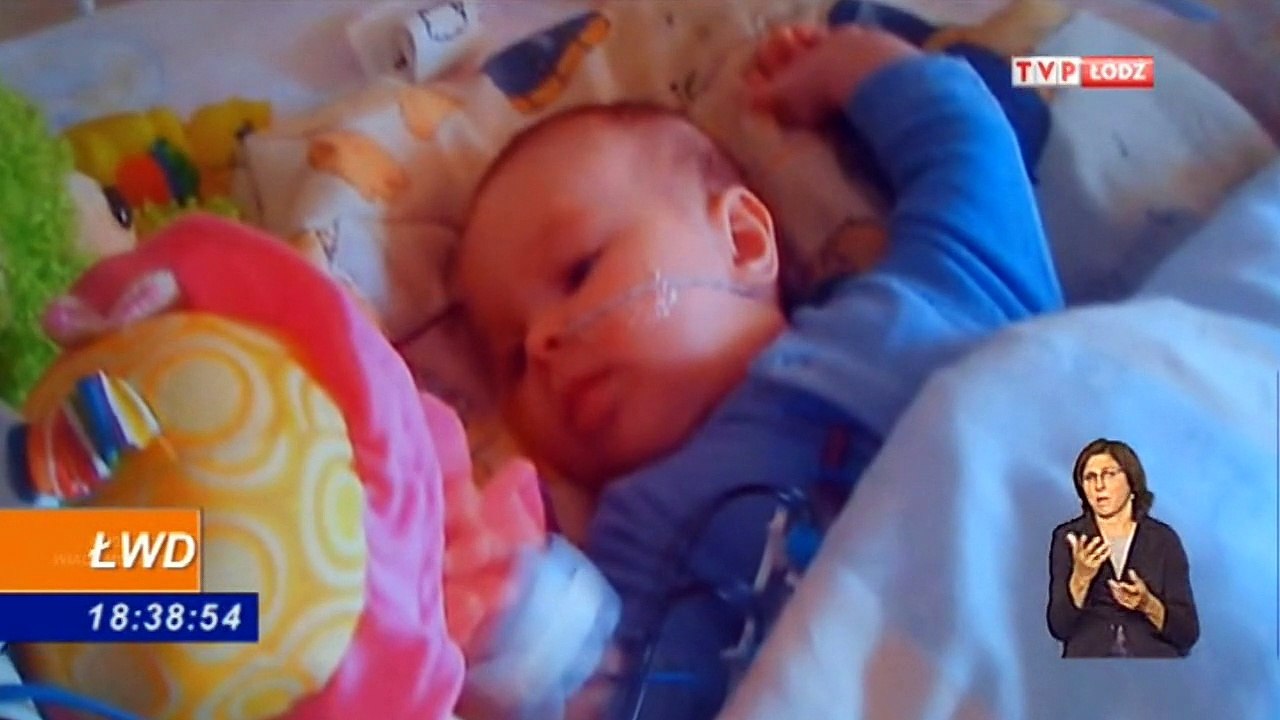 Śmierć 4-miesięcznej Zuzi tydzień po szczepieniu / Uszkodzone serduszko (01.08.2013)