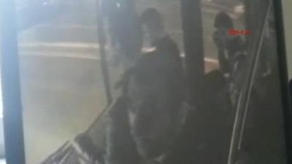 Metrobüs Kamerasından Kaza Anı