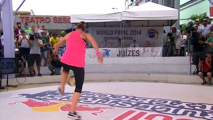 Une française championne du monde de foot freestyle (Melody Donchet)