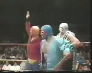 Mil Mascaras, Sicodeloco & 2 Caras vs vs. Aplanadora Americana --Arena Mexico.