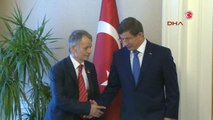 Dha Ankara- Başbakan Davutoğlu Kırım Tatar Lideri Kırımoğlu ve Beraberindeki Heyetini Kabul Etti