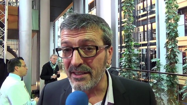 Le député européen Edouard Martin réagit au discours du pape devant le Parlement de Strasbourg.