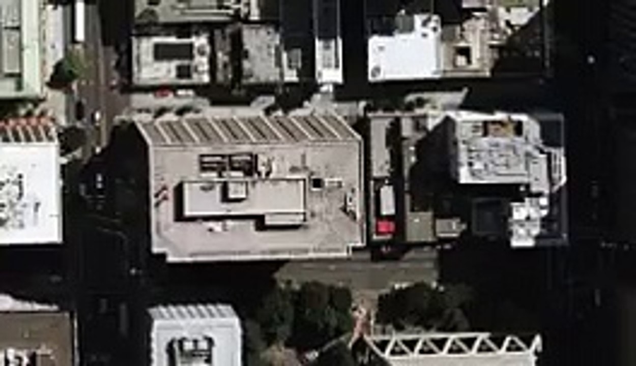 VIDEO COPILOT - 40. Earth Zoom - After Effects Tutorials, Plug-ins and Stock Footage for Post Production Professionals