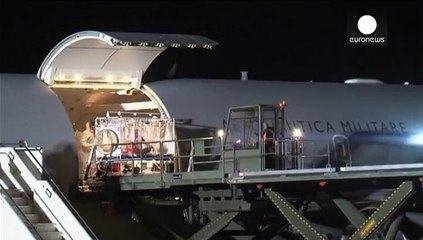 نقل طبيب إيطالي مصاب بإيبولا من سيراليون الى روما