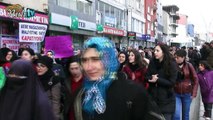 DÖKH Ağrı Bileşenleri 25 Kasım Kadına Şiddetle Mücadele Ve Dayanışma Günü Nedeniyle Yürüyüş Düzenledi