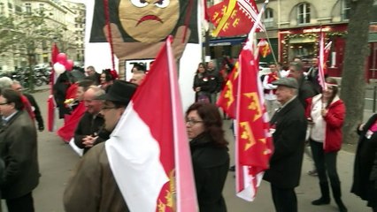 Des élus alsaciens dans la rue contre la réforme des régions