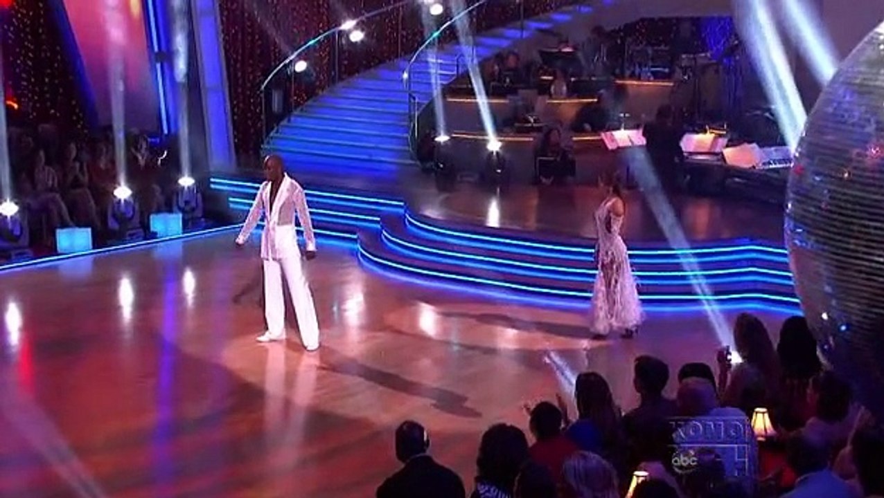 Chad Ochocinco & Cheryl Burke - Viennese Waltz