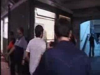 Oasis - Fuckin In The Bushes