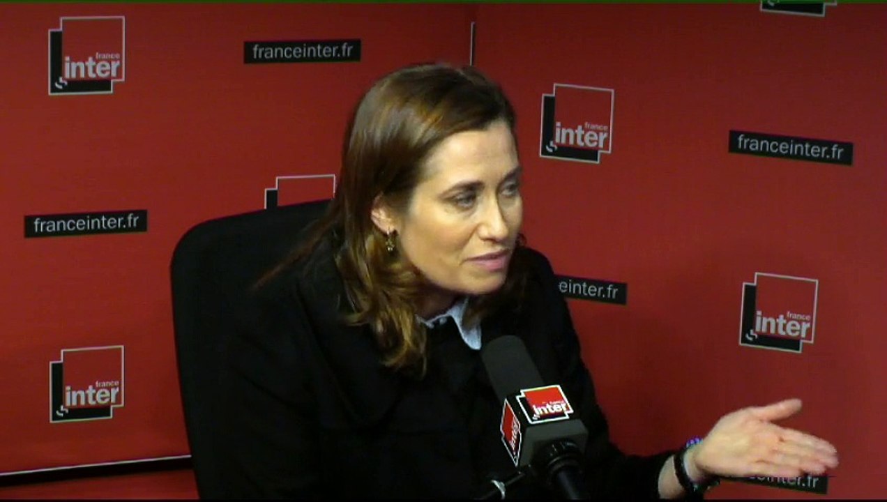 Emmanuelle Devos : 'Simone Veil est née pour le combat'