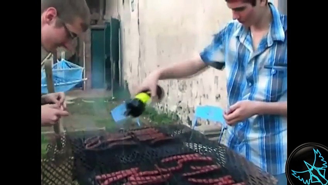 Izgara Yaparken Başa Gelebilecek Kazalar Video Derlemesi [2014]