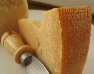 Parmesan Peyniri Nasıl Yapılıyor?