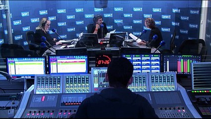 Nicolas Canteloup - Le Canard continue d'emmerder Lepaon