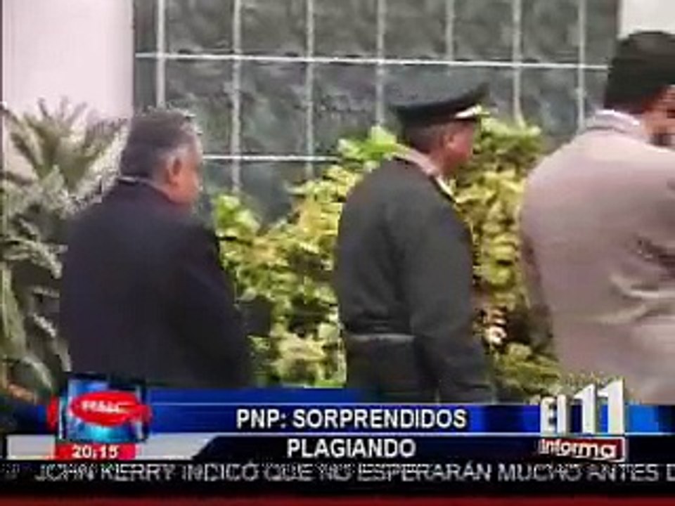 PNP sorprendidos plagiando