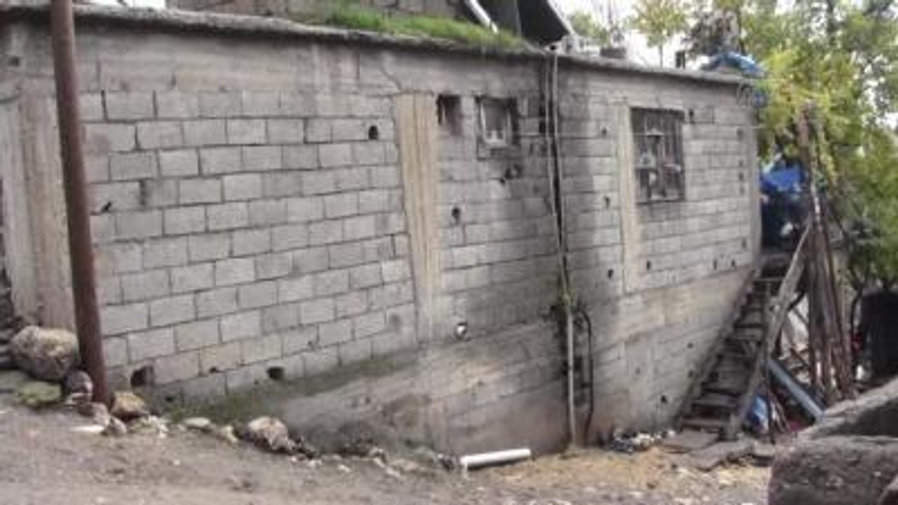 Çukurca'da Şehit Düşen Vedat Sarıkaya'nın Baba Evi