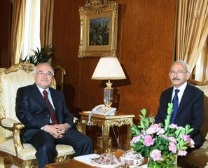 Cemil Çiçek: Yayın Yasağı İçin Mahkemeye Yaptığım Herhangi Bir Başvuru Yoktur