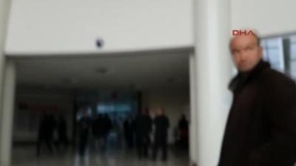 Kayseri Adliyede Pankart Asan 2 Gence Para Cezası