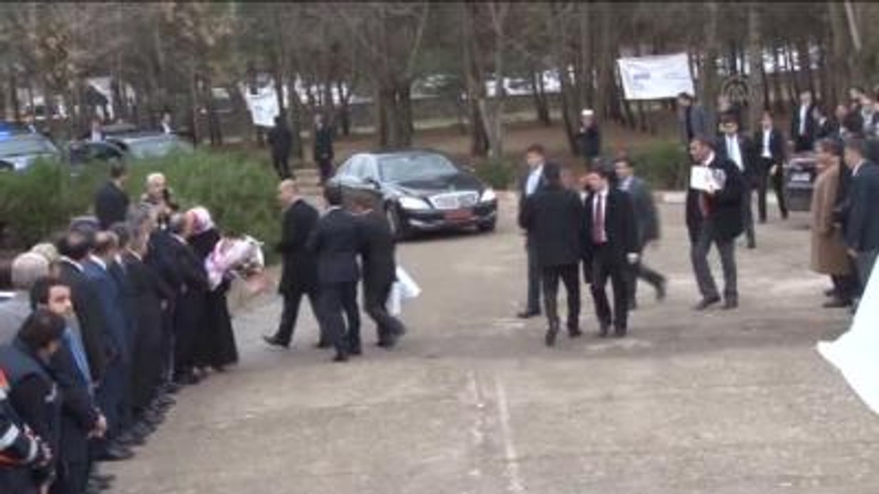 Başbakan Davutoğlu Suruç'da