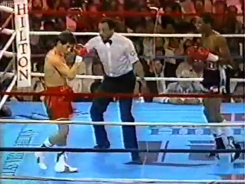 Julio Cesar Chavez vs Rodolfo Aguilar  1988-04-16