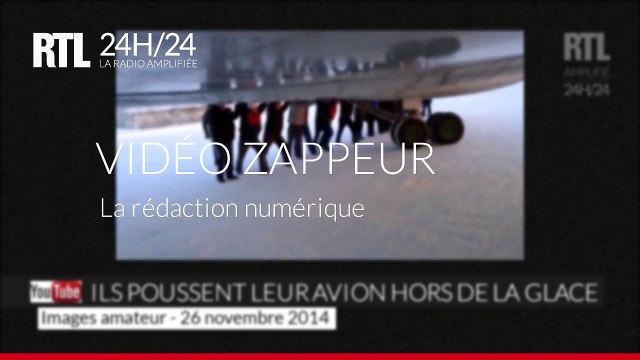 Russie : un avion poussé par ses passagers pour le décollage