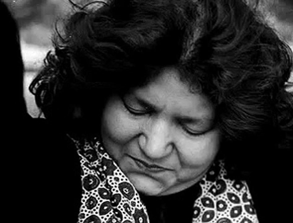 Jab Se Tu Ne Mujhe Dewana Bana Rakha Hai - Abida Parveen