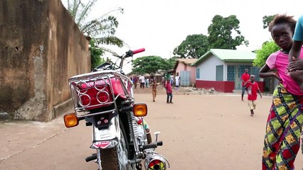 Ebola legt Bildung in Guinea lahm