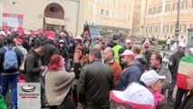 “No alla smilitarizzazione del corpo”, militari Croce Rossa Italiana in presidio a Montecitorio