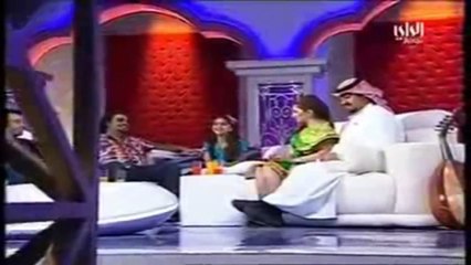 Cute Arab Girl Sings Bollywood Song