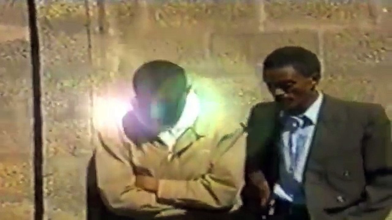 Ethiopian Comedy Dereje  Habte - Qale
