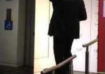 Man Attempts Bizarre Comb Regime in Public