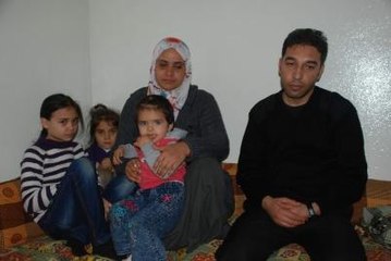 Hırsızlar Sokakta Oynayan Çocuğun İşitme Cihazını Çaldılar