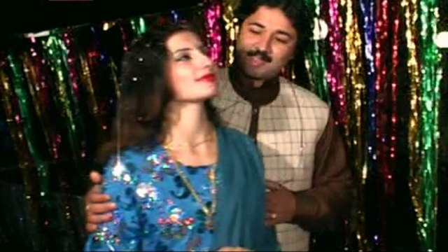 Nazia Iqbal and Javed Fiza - Pa Meena Rata Gora