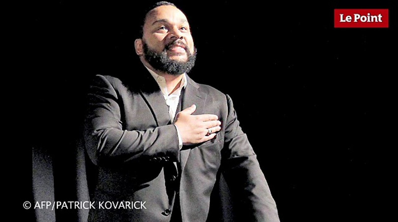 Dieudonné chante Shoananas