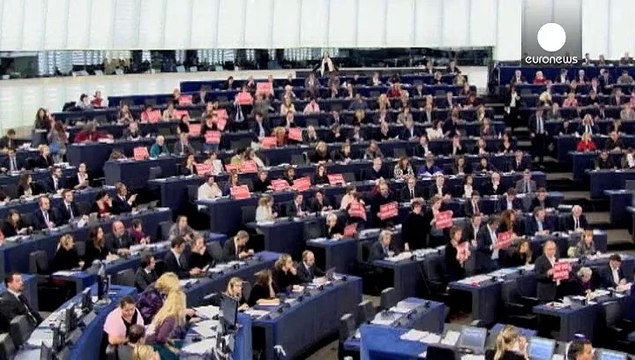 پارلمان اروپا به یونکر رای اعتماد داد