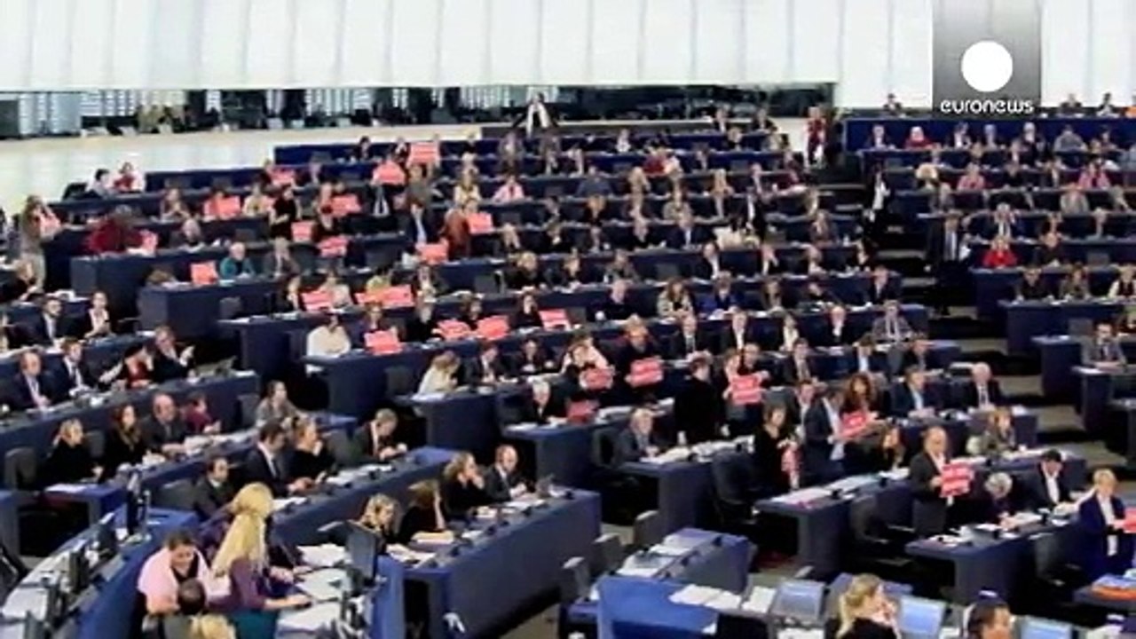 Commission Juncker : motion de censure rejetée