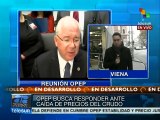 Decisión de recortar producción de crudo es de la OPEP: Rafael Ramírez