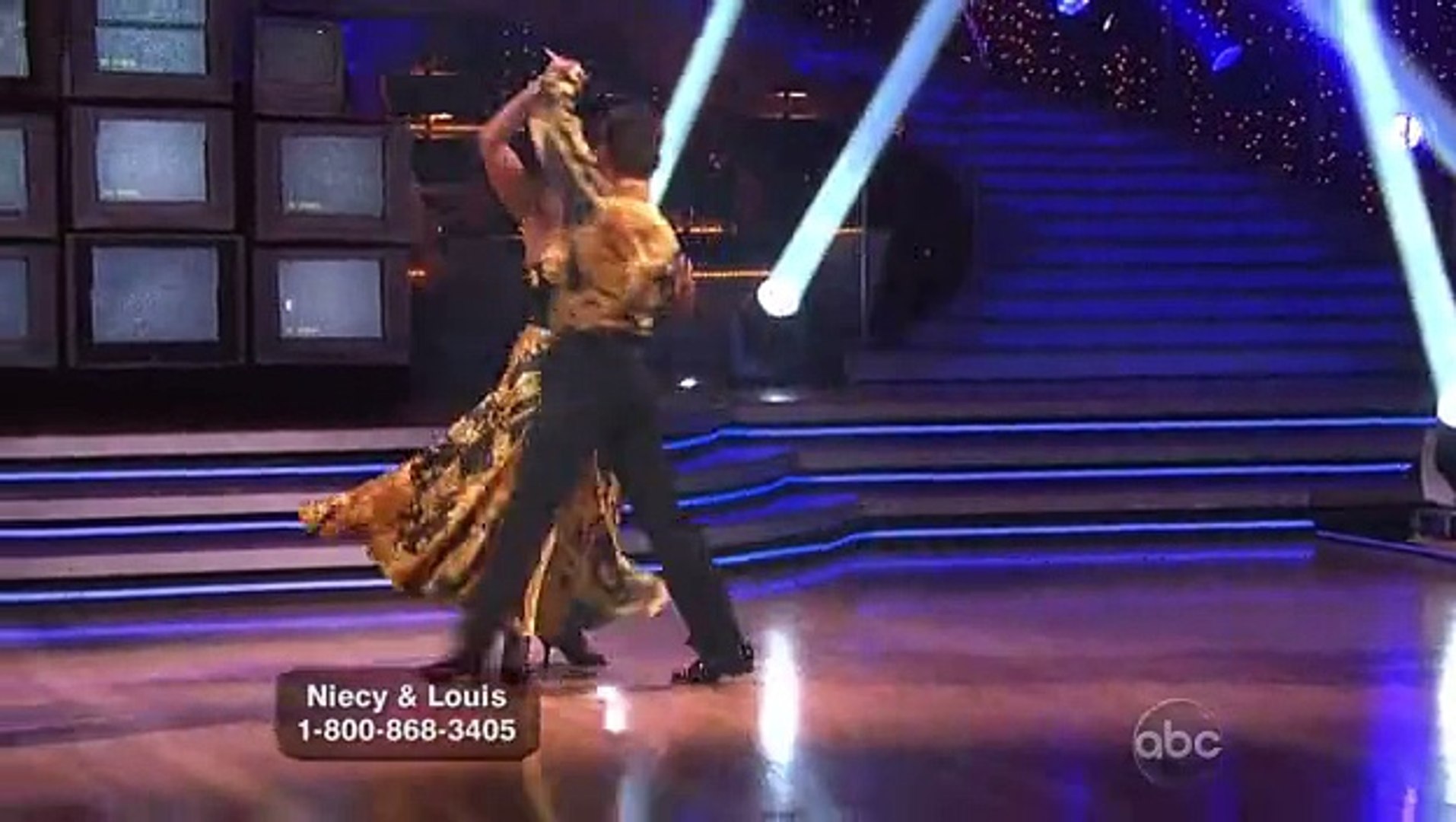 Niecy Nash & Louis van Amstel - 90's Paso Doble - video Dailymotion