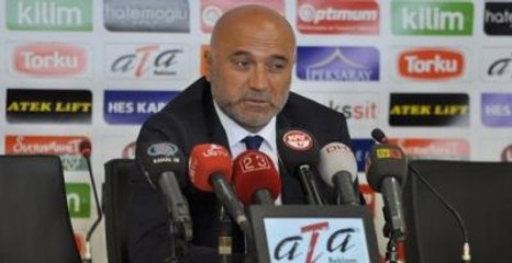 Galatasaray'dan Hikmet Karaman'a Ret