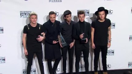 One Direction schreiben mit ihren neuesten Album Geschichte