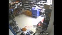 GÜRCÜ HIRSIZ KAMERALARA YAKALANDI
