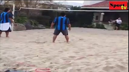 رونالدينيو و الكرة الشاطئية