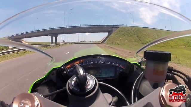 Kawasaki ZX10R vs CBR 1000RR - Araba Tutkum