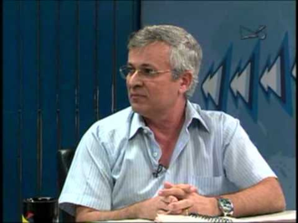 Tragédia no Colorado revive debate sobre desarm...