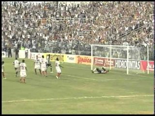 Carroça desembestada Ceará vence de 5x0 o Guarani