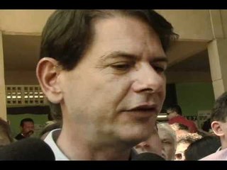 CID GOMES E EUNÍCIO OLIVEIRA VOTAM