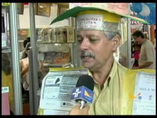 Homem livro é sucesso na Bienal